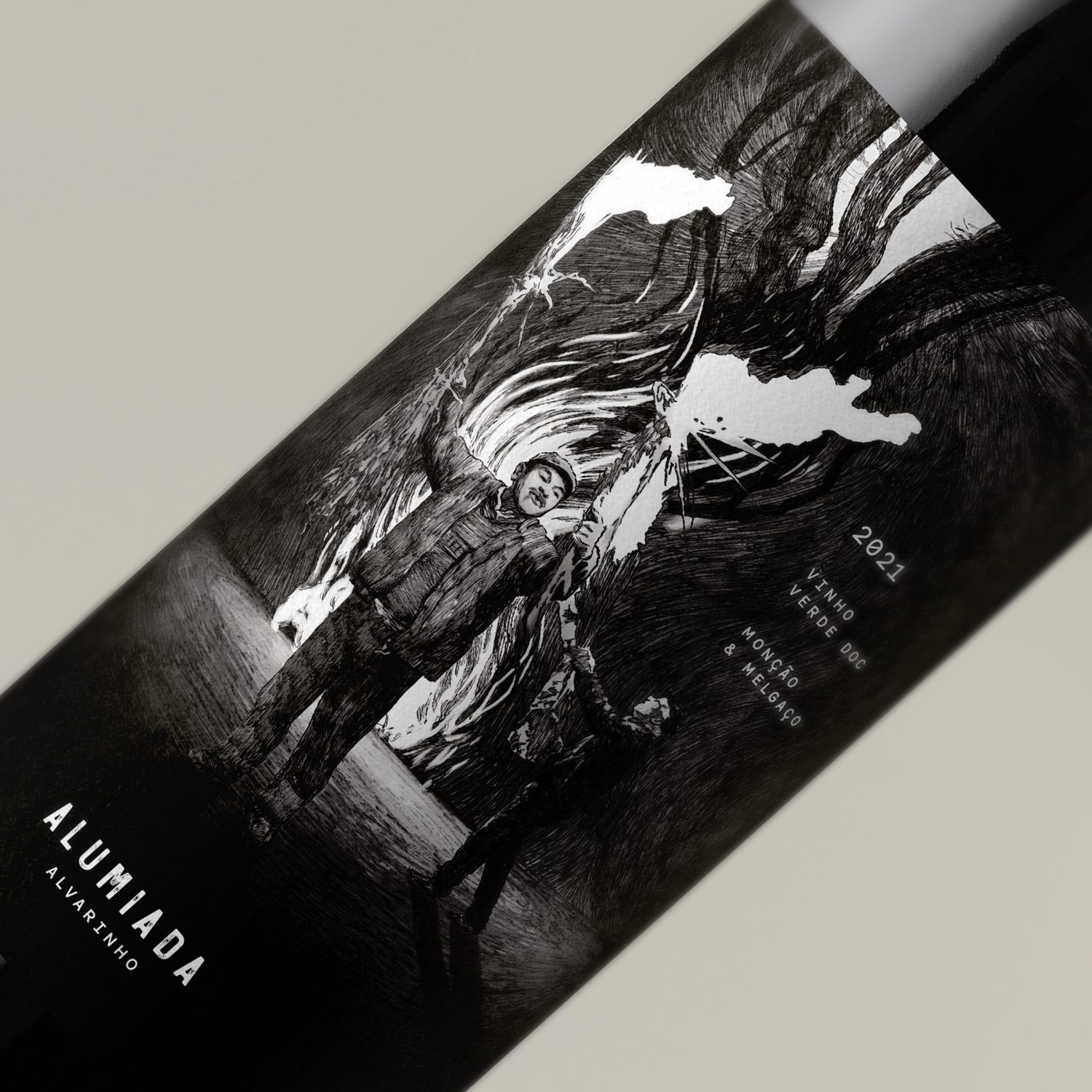 Pormenor do rótulo ilustrado do Alvarinho Alumiada